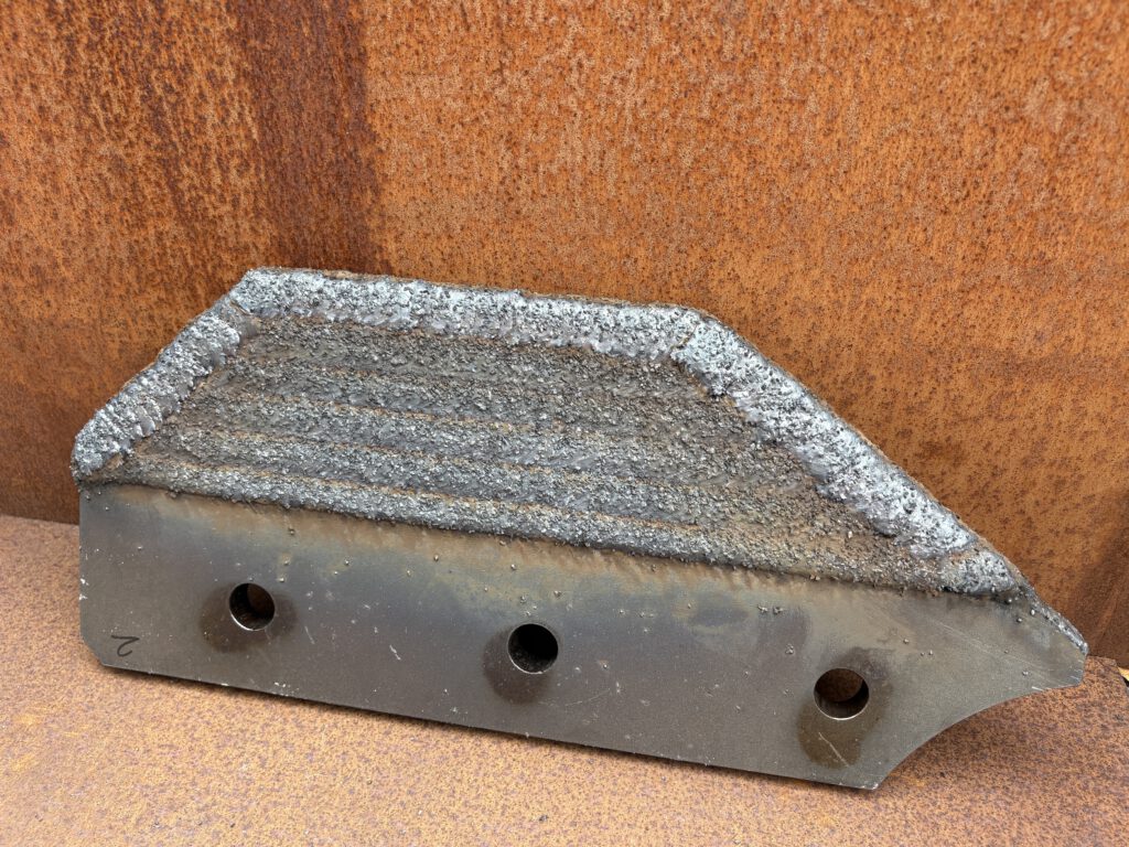 Forti, Slijtvaste materialen, Slijtagereductie, Standtijd verlengen, Duurzaam materiaal, Industrieel coating, Machinebescherming, Mechanisch vakmanschap, Betonindustrie, Cementindustrie, Recycling, Hoogwaardige materialen, Efficiëntie verbeteren, Onderhoud verlagen, Installatie bescherming, Projectmanagement, Technisch advies, Maatwerkoplossing, Mechanische engineering, Montage, Installatie, Inmeten, Technisch ontwerp, Procesoptimalisatie, Industriële oplossingen, Vakmanschap, Betrouwbaar, Persoonlijk contact, Efficiëntie, Duurzame installatie