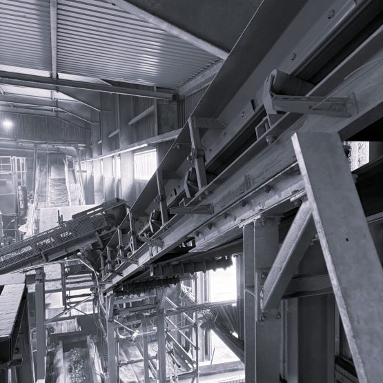 Forti, Slijtvaste materialen, Slijtagereductie, Standtijd verlengen, Duurzaam materiaal, Industrieel coating, Machinebescherming, Mechanisch vakmanschap, Betonindustrie, Cementindustrie, Recycling, Hoogwaardige materialen, Efficiëntie verbeteren, Onderhoud verlagen, Installatie bescherming, Projectmanagement, Technisch advies, Maatwerkoplossing, Mechanische engineering, Montage, Installatie, Inmeten, Technisch ontwerp, Procesoptimalisatie, Industriële oplossingen, Vakmanschap, Betrouwbaar, Persoonlijk contact, Efficiëntie, Duurzame installatie