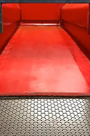 FortiFlex Roel Leenders, leenderstechniek, slijtagereductie, standtijdverlenging, oudenbosch, recycling, cement, betoncentrale, polyurethaan, Pucest, onderhoud, betonmenger, transportband